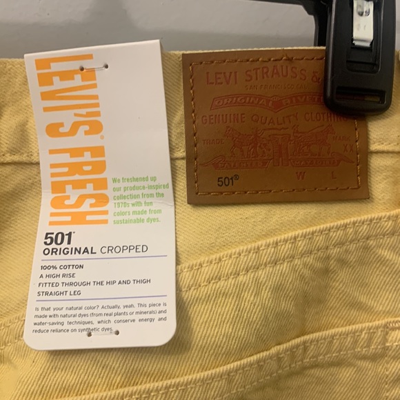 Levi’s 501® ORIGINAL CROPPED WOMEN'S JEANS size 28x26 - Picture 10 of 15